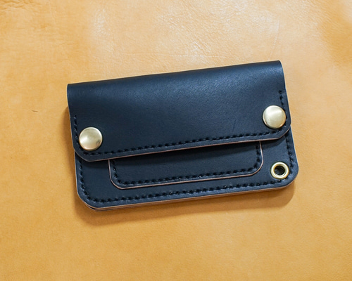 ミドルトラッカーウォレット 丘染め茶芯ブラック 真鍮 トラッカー