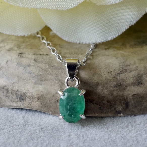 MeiMei！大特価！エメラルドトップ 5月誕生石 エメラルド ペンダントトップ ロジウムコーティング