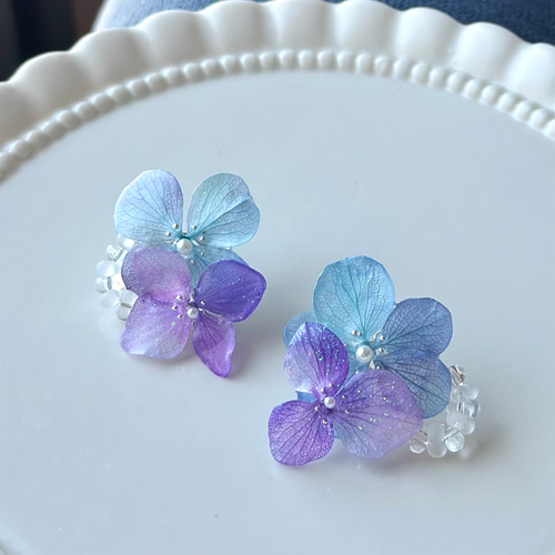 夢色紫陽花】イヤリング／ピアス 本物の紫陽花 プリザーブドフラワー