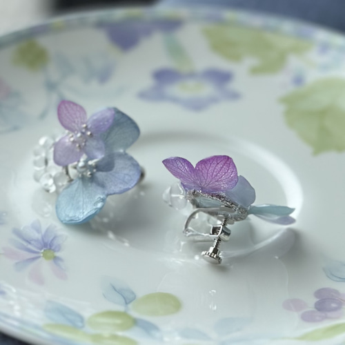 夢色紫陽花】イヤリング／ピアス 本物の紫陽花 プリザーブドフラワー