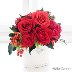 プリザーブドフラワー＜ララ＞コーラルレッド アレンジメント 赤い薔薇 カーネーション【お祝い】還暦 母の日 2枚目の画像