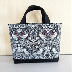 ウィリアムモリス♣︎いちご泥棒♣︎ハンドメイドバッグ 新品 ウィリアム・モリス いちご泥棒 トートバッグ - からん