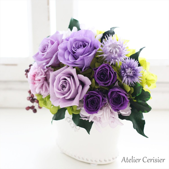プリザーブドフラワー＜ララ＞ライトパープル アレンジメント 薄紫色の薔薇 【お祝い】古希 喜寿 3枚目の画像