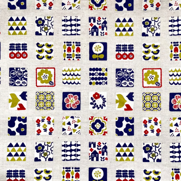 【文庫サイズ 】北欧調スクエア柄のブックカバー 5枚目の画像