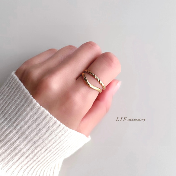 重ね付けに見える♪ 【 ダブルライン＊オープンリング 】フリーサイズ