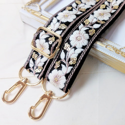 【完売間近】二コルミラー 黒x赤薔薇刺繍リボンストラップミディ 完売間近】二コルミラー 黒x赤薔薇刺繍リボンストラップミディ