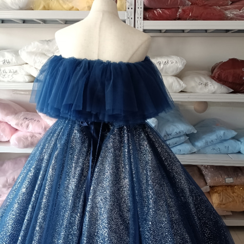 【値下げ可能】オフショルダー グリッター　チュール　ドレス 実例写真！カラードレス 取り外しオフショルダー キラキラグリッター