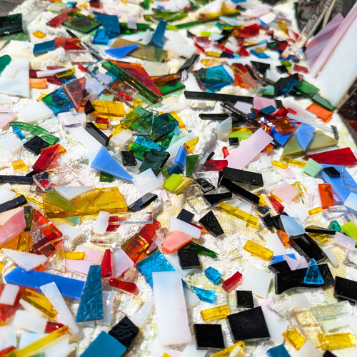 H001 ステンドグラス端材 小/中/大 その他素材 矩計図 通販 19280080