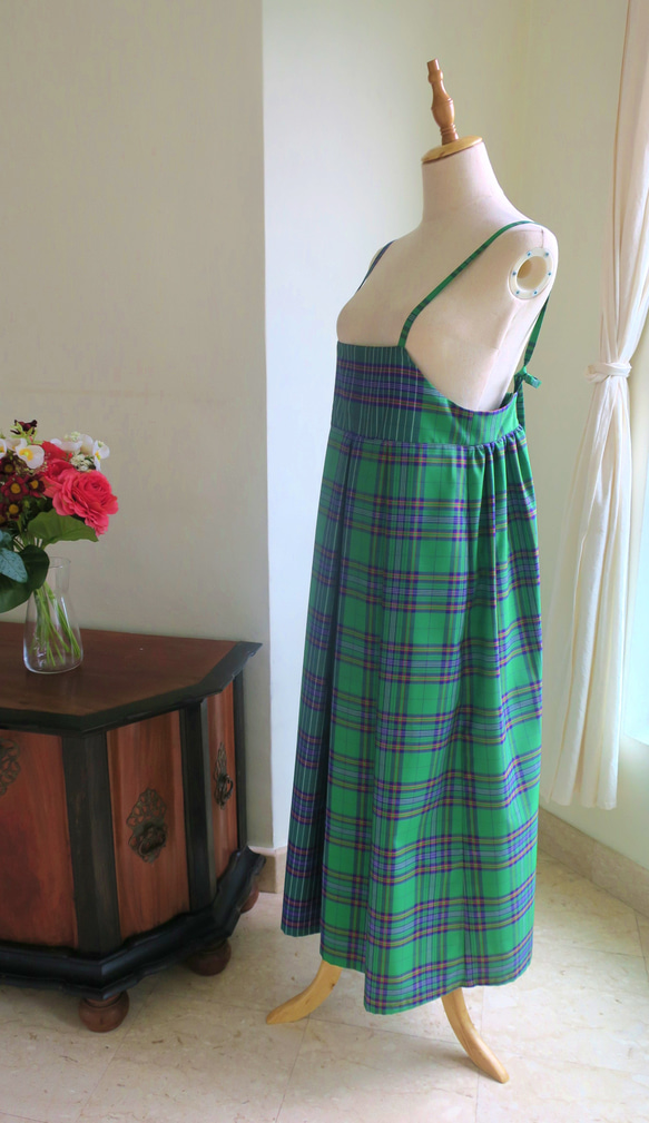 【インドネシア/サロン】インドネシアのグリーン・キャミソールワンピース・シンガポールから送料無料 7枚目の画像