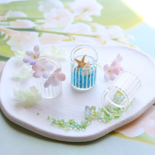 新作☆ガラスバスケット ガラス細工 ミニチュアバスケット