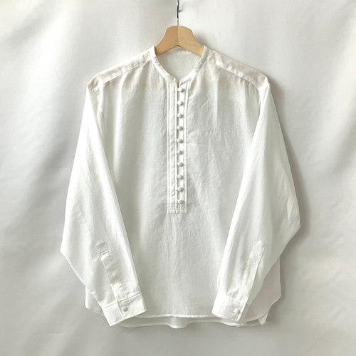 エストネーション取扱い　COLUMN くるみボタンブラウス　白 エストネーション取扱い COLUMN くるみボタンブラウス 白