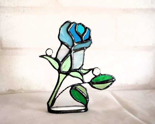 深紅バラ ステンドグラスパネル 薔薇 サンキャッチャー ブラインド ステンドグラス・サンキャッチャー バラの蕾（受注製作） サン