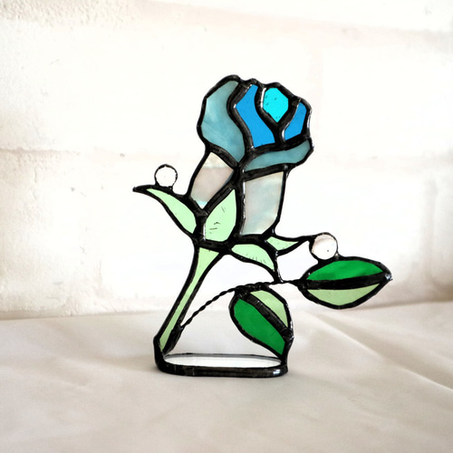 ステンドグラス・サンキャッチャー バラの蕾（受注製作） サン