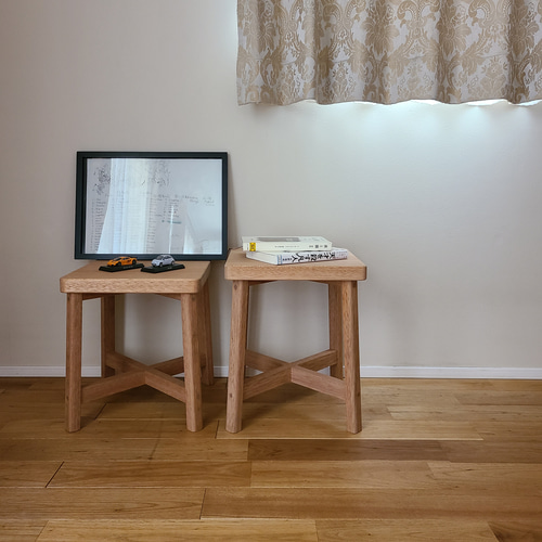 1点のみ】ひとつで足りる無垢の正方形スツール サイドテーブル ラワン