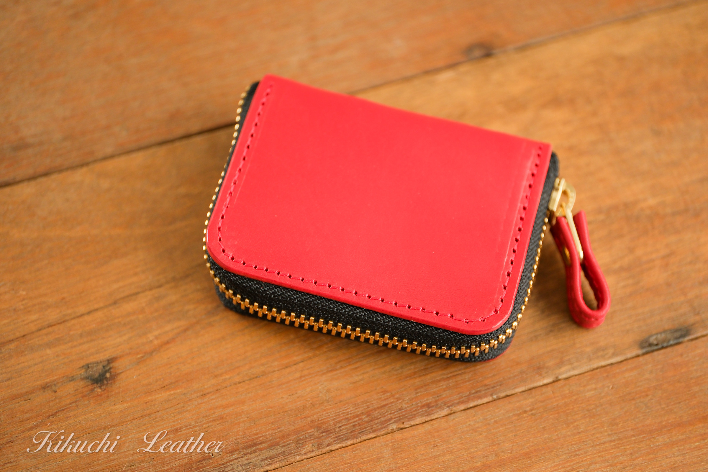 一点もの《ELMO》ラウンドジップコインケース 　スリム　レッド　Ie037