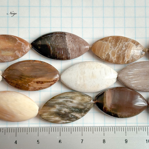 ペトリファイドウッド(珪化石) 縦穴マーキス 2粒 天然石パーツ販売