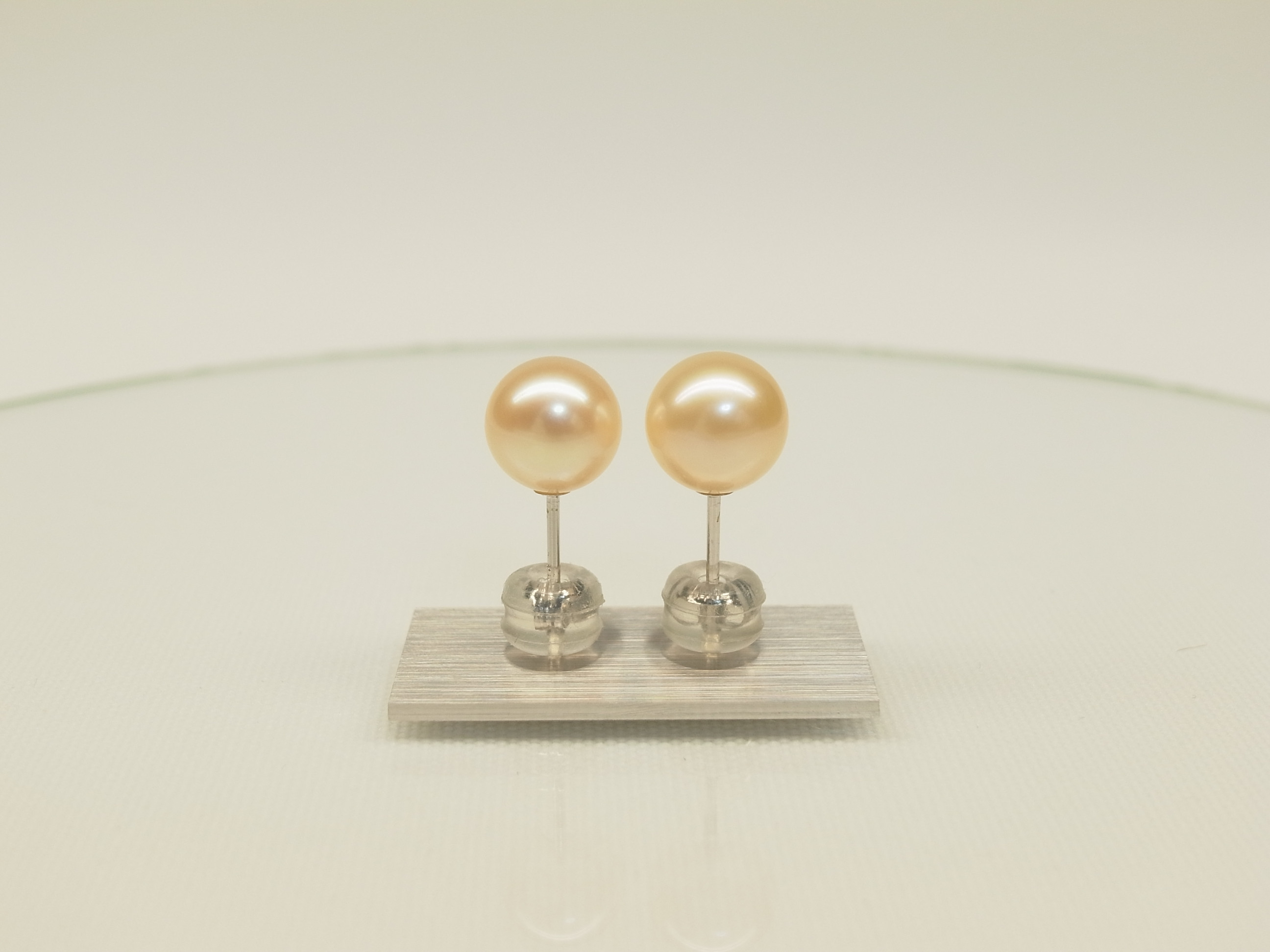 淡水真珠ピアス【K10WGスタッドタイプピアス】※ピンクオレンジ