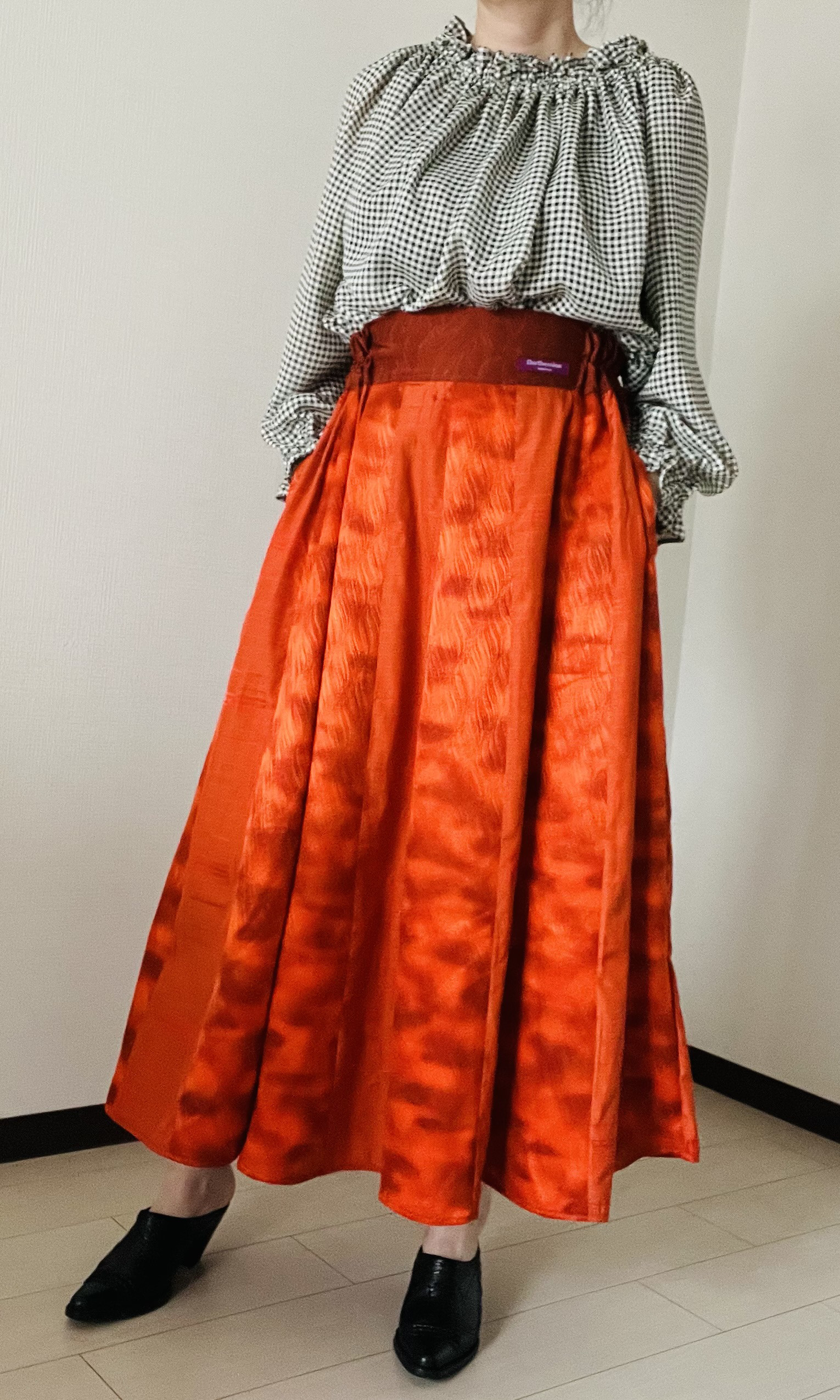 24枚はぎギャザーフレア・スカート／オレンジ/シルク１００％/高身長モデルサイズ/着物リメイク/追加製作