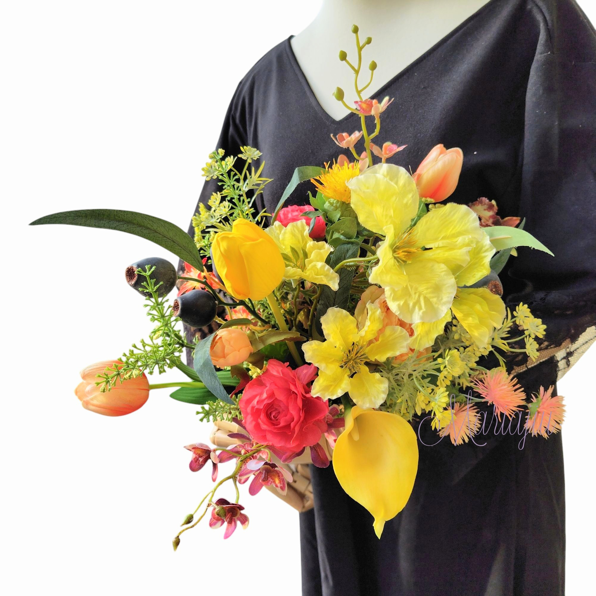 可憐なウェディングブーケ  アーティフィシャルフラワー 　クラッチブーケ　シャンペントールブーケ