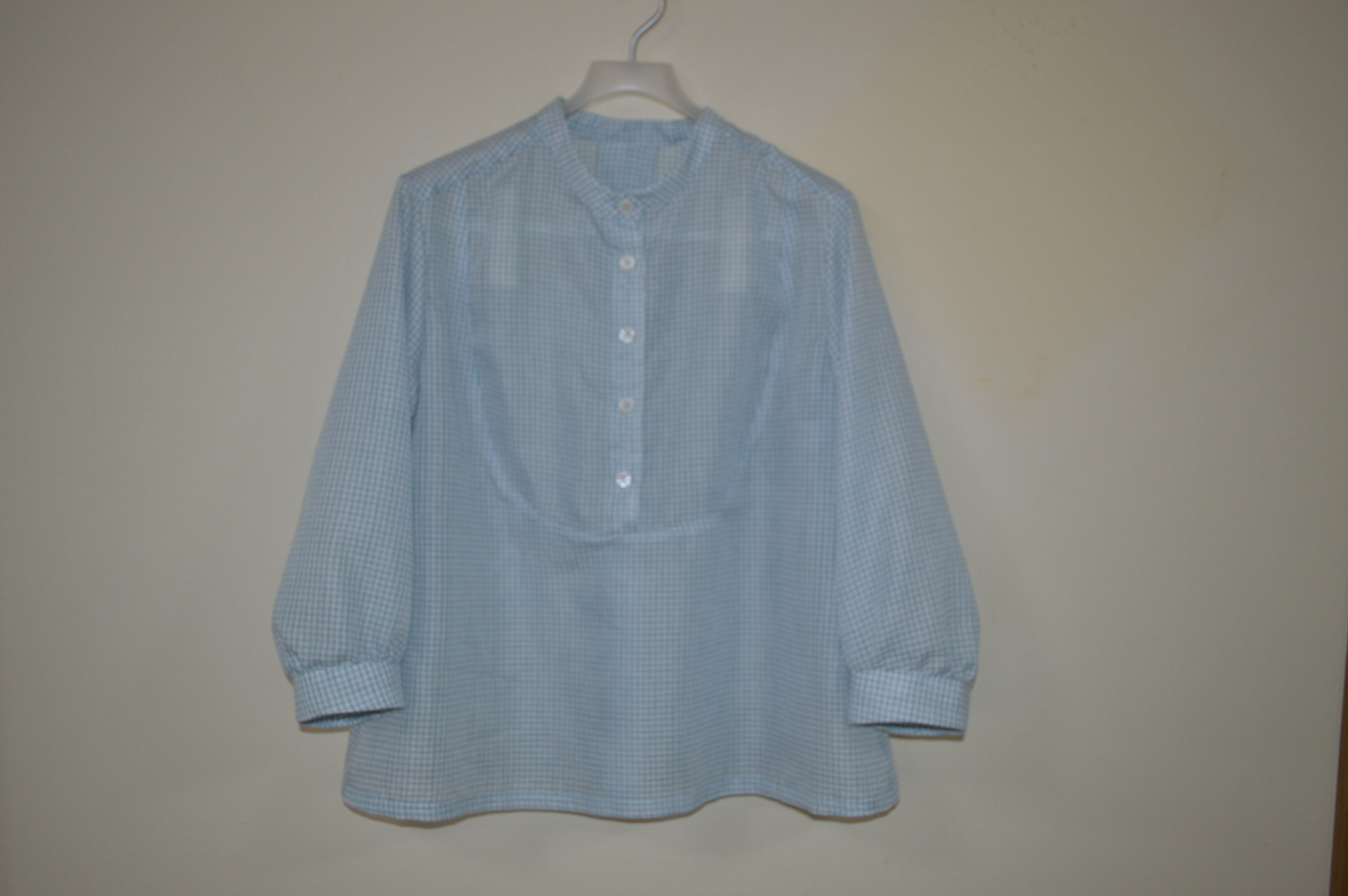 軽い着心地！「夏のヨークブラウス」