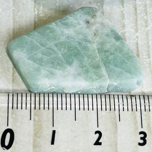成功と繁栄✨ 糸魚川産 硬玉翡翠 原石 ジェダイド タンブル