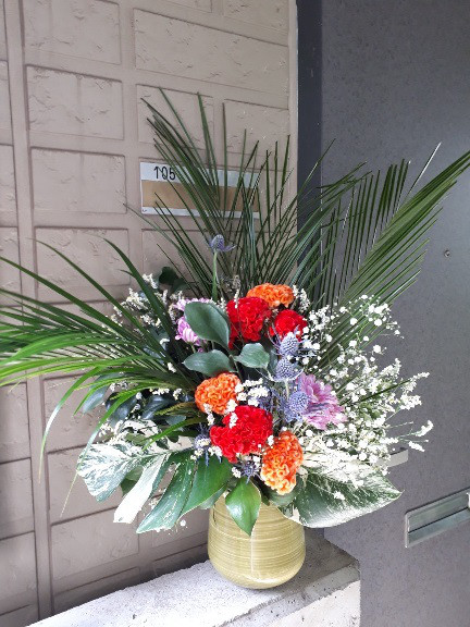 メモリアルな日に生花アレンジ！