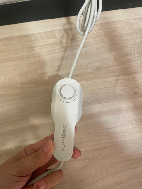 belaDESIGN テーブルランプ 間接照明 ドイツ産 ブナ 天然木 木製 調光 LED対応 USB給電 高さ 33 2枚目の画像