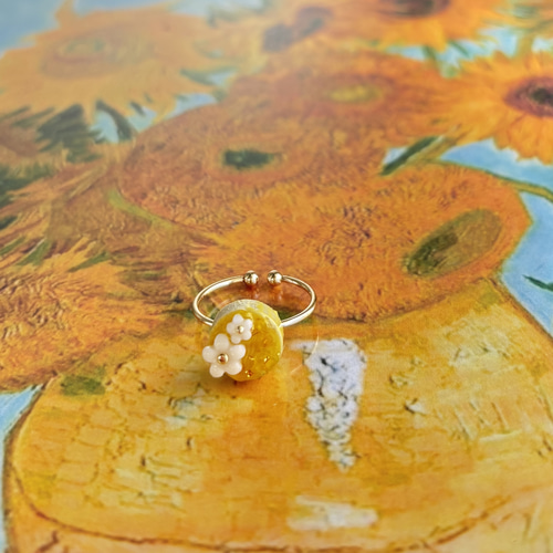 ゴッホ×ひまわり｜琉球ガラスと美濃焼の色変化リング｜ステンレス製