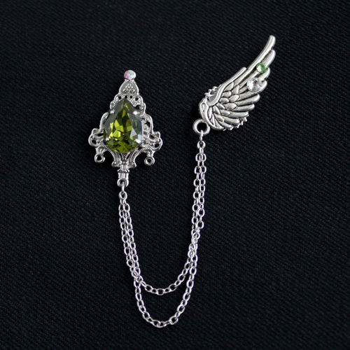 軽量＆多機能☆ゴシック風 雫と翼のチェーンブローチ（全4色）【高級