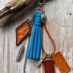 革タグ バッグチャーム パラコード じゃらじゃらバッグチャーム バッグ