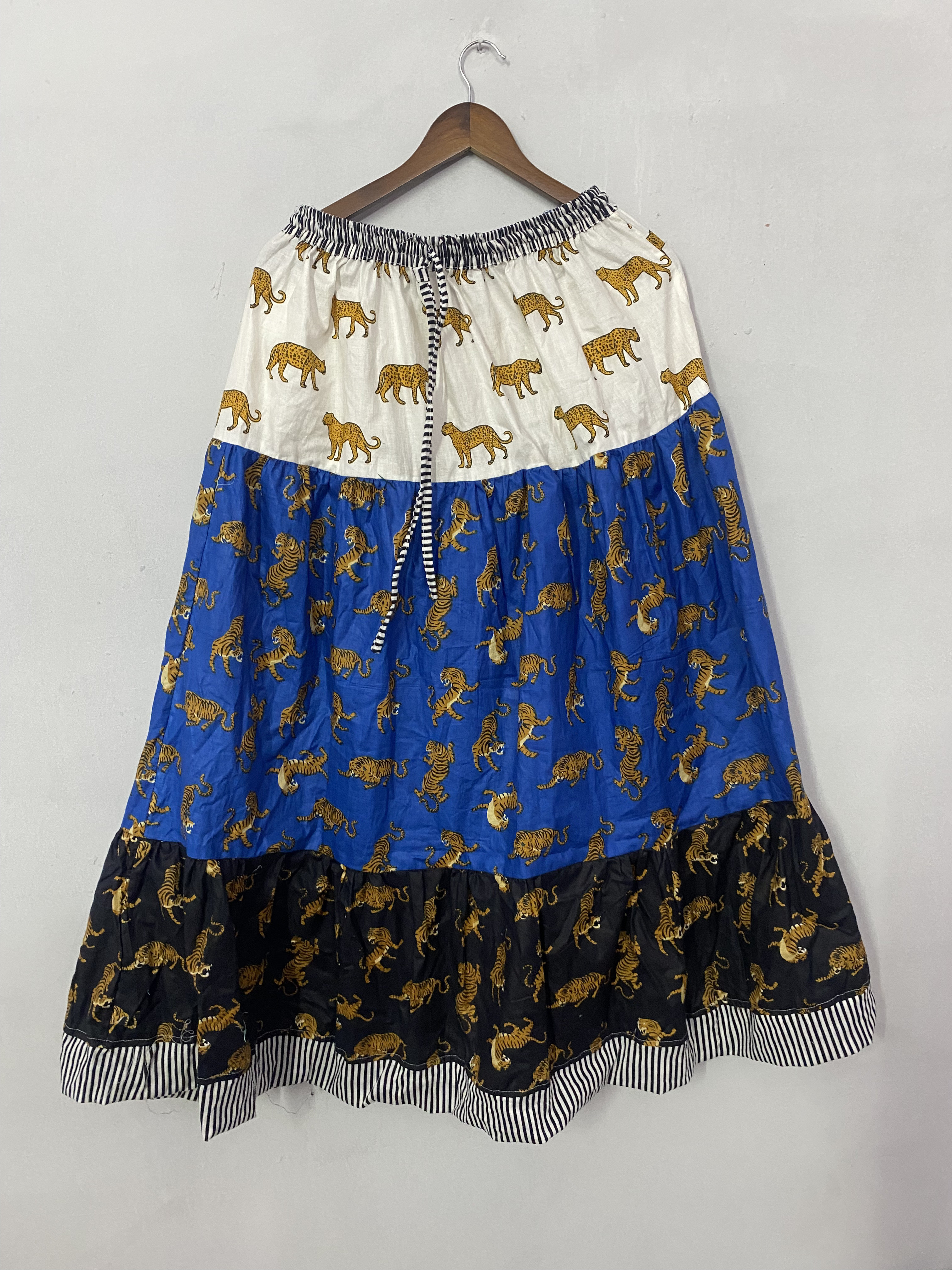 【はじめまして1000円オフ】インド製・選べる丈｜ビビット配色　トロピカルサファリ柄　マキシ丈スカート