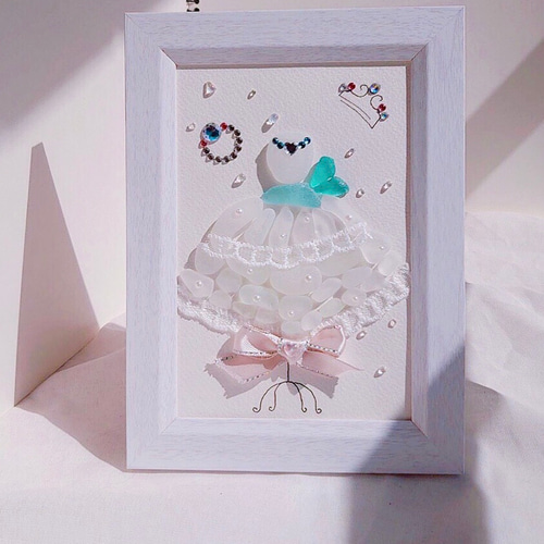 シーグラスアート「ウェディングドレス」 絵画 pinksavon 通販