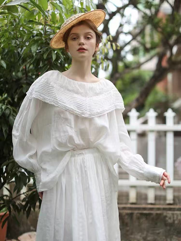 森ガール　ビンテージ風　レースブラウス