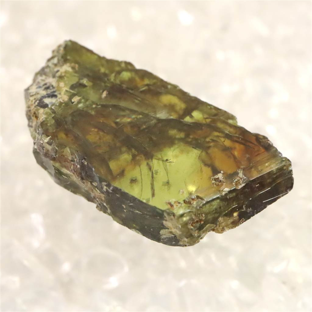 タンザニア モンド産  スフェーン 27mm原石 5.0g #32744