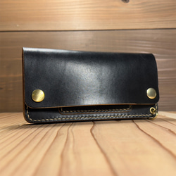 昭南本ヌメ革 ロングトラッカーウォレット 丘染めブラック茶芯