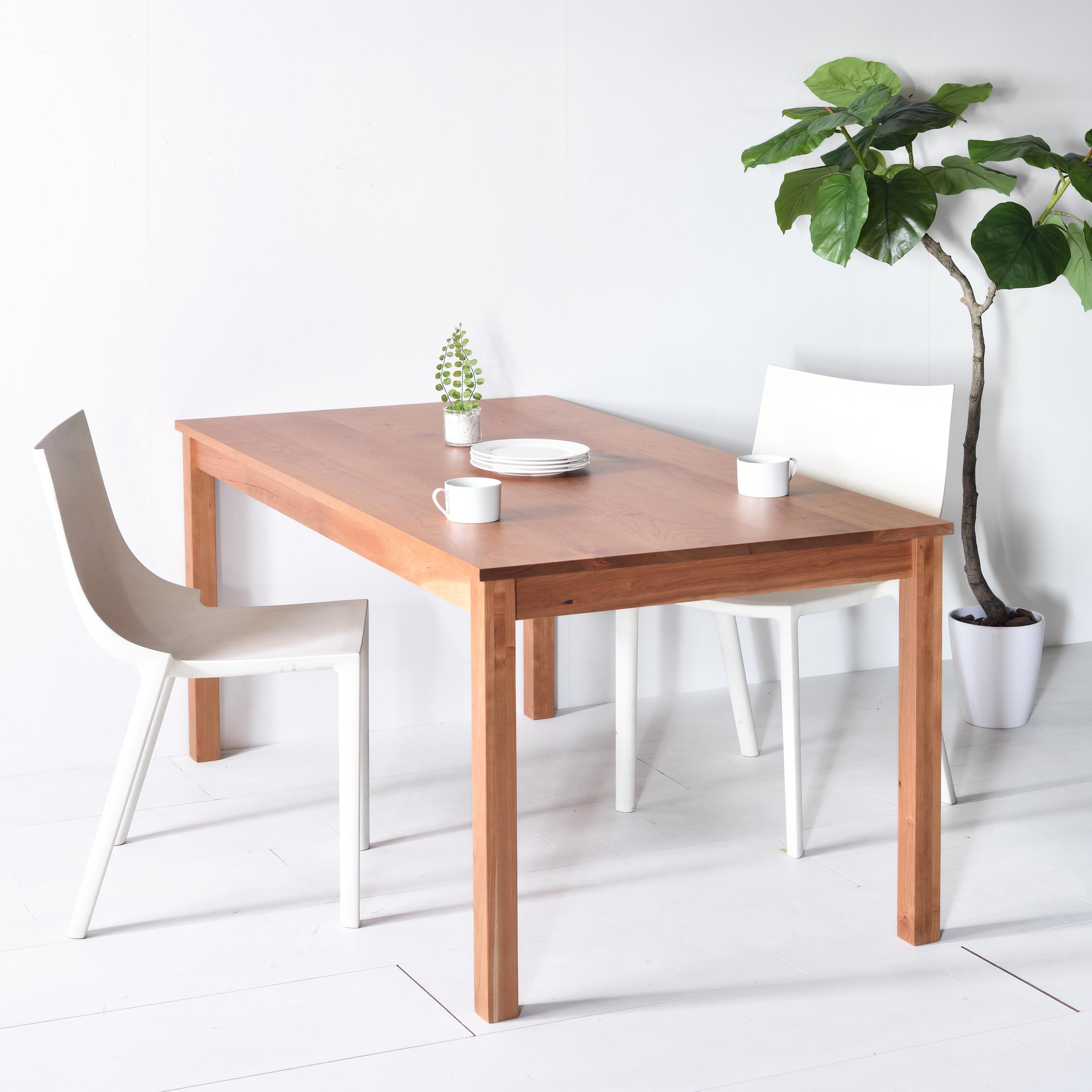 サイズオーダーが簡単！　お客さまのご都合に合わせます　NO1ダイニングテーブル170　チェリー アールテック