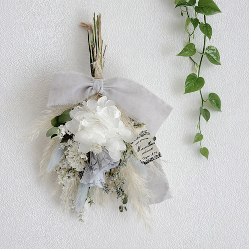 白あじさいとバラのミニブーケ スワッグ ドライフラワープリザーブド