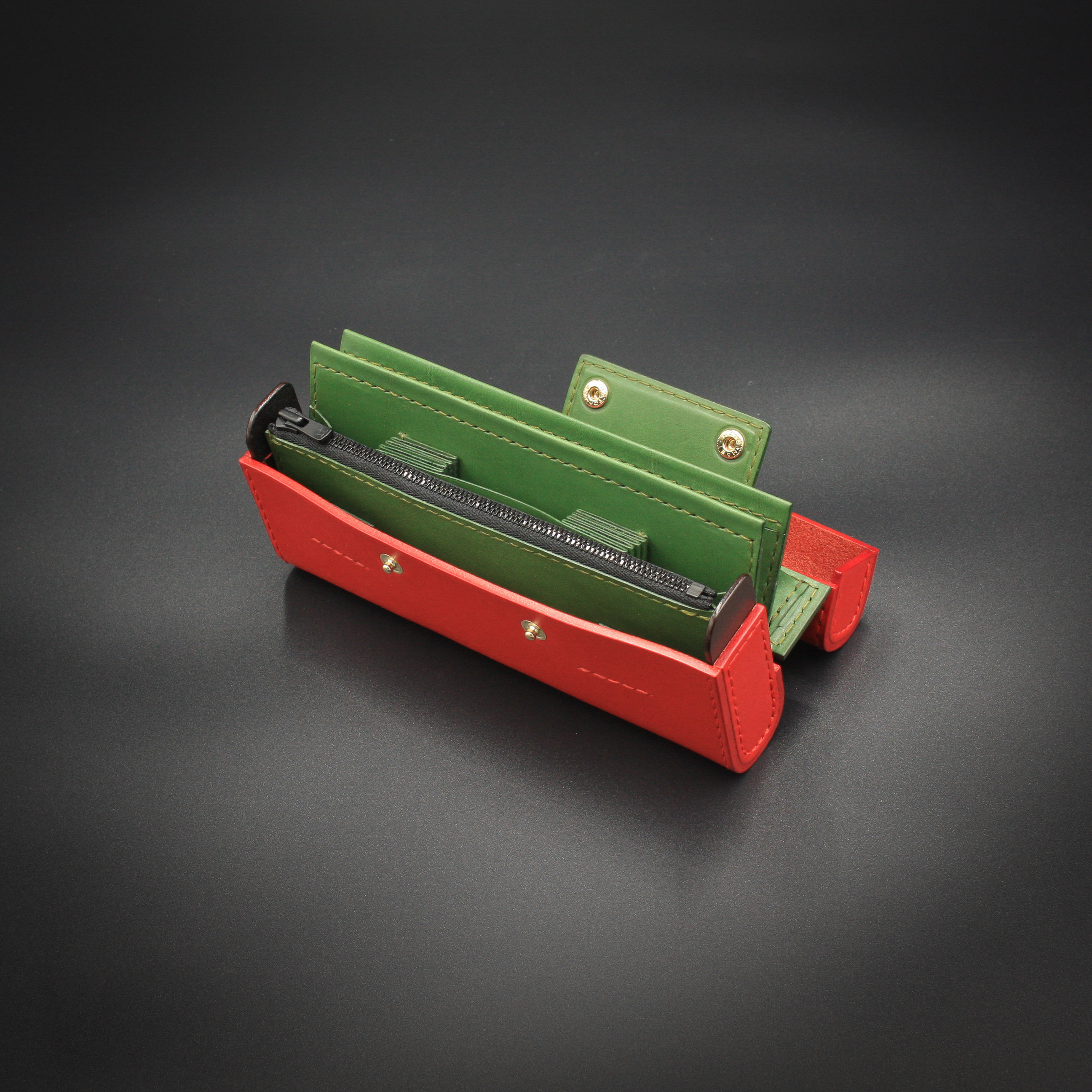飛び出す絵本のような長財布（赤と緑）No.013