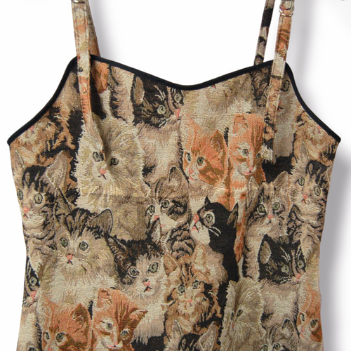 BORTSPRUNGT. 猫ワンピース新品タグ付き あたしはご主人様似なのにゃ♡【bortsprungt】おめかし猫