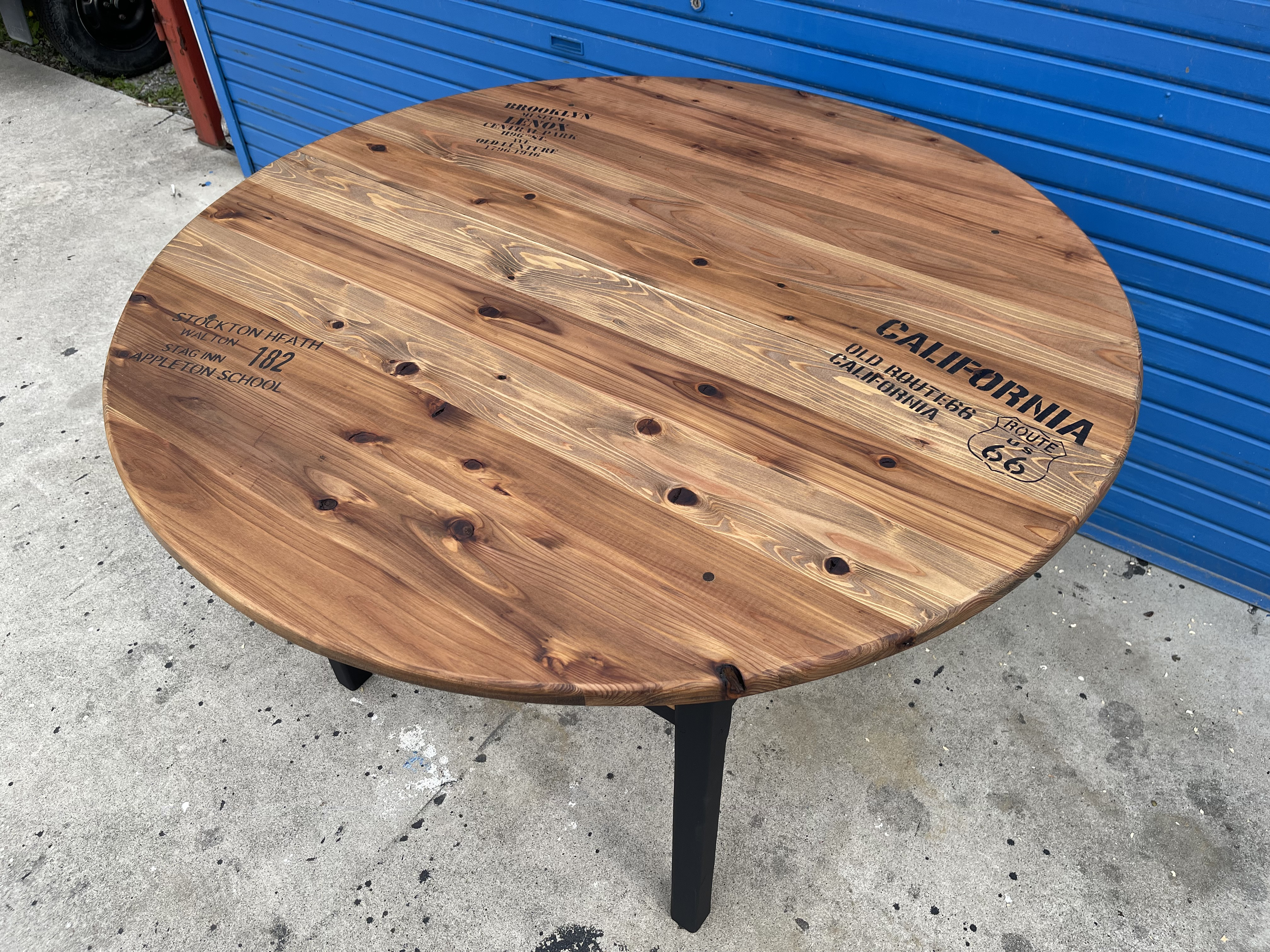 hotaru　丸テーブル　机　お洒落　男前家具　棚付き　リビング　ダーク　ブラック　天然木　無垢材　オーダー可