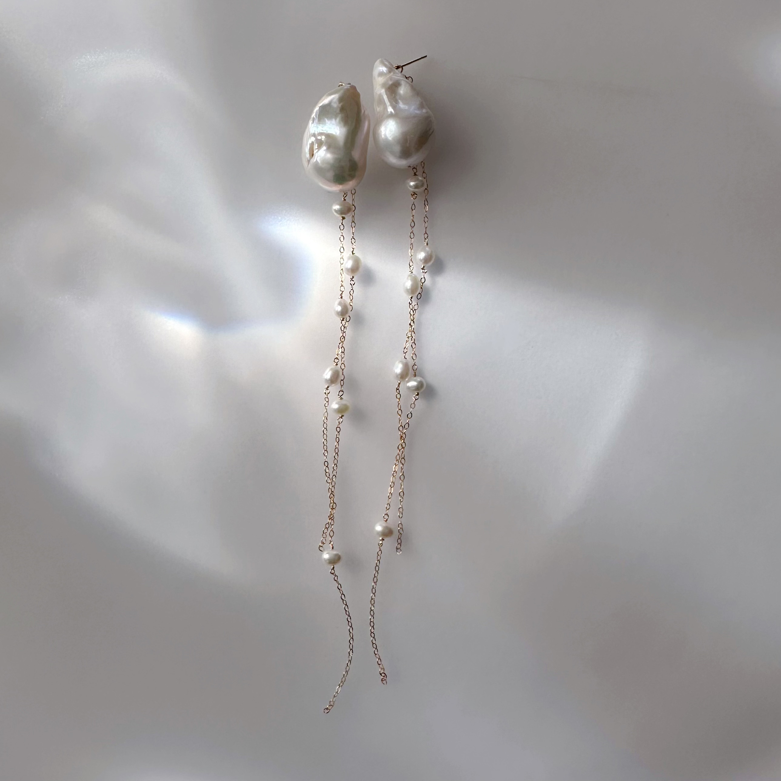 "lisianthus リシアンサス" バロックパール　ロングピアス　イヤリング　ウェディング