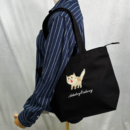 驚き猫の刺繍のファスナー付きキャンバス トートバッグ A4 レディース
