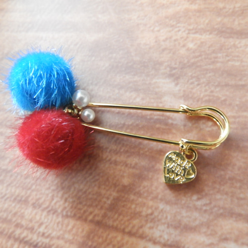チャリティー☆ ミャクミャクカラーwのミニミニブローチピン！ ＊赤と