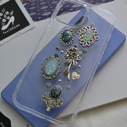 幻想的な青。ジュエリーなスマホケース『空のコラージュ』My Blue Rose 全機種注文可能　クリアケース 8枚目の画像