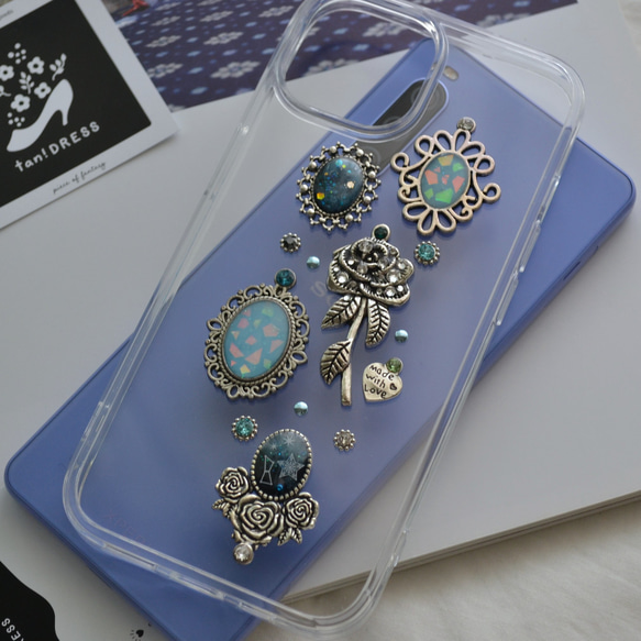 幻想的な青。ジュエリーなスマホケース『空のコラージュ』My Blue Rose 全機種注文可能　クリアケース 8枚目の画像