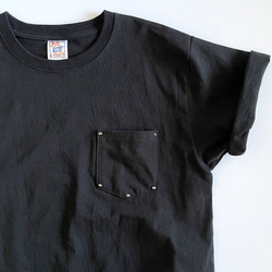 新色⭐︎３つ星＆スタッズ胸ポケット付きTシャツ：ガンメタ×ブラック⭐︎大人のシンプルTシャツ（受注生産） 4枚目の画像