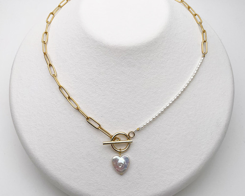 バロックパールのデザインネックレス ハート 極小 淡水真珠 ゴールド系