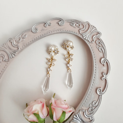 【再販】Bijou & Long イヤリング ピアス ビジュー クリスタル 蝶 蝶々 バタフライ 雫 ドロップ 揺れる 2枚目の画像