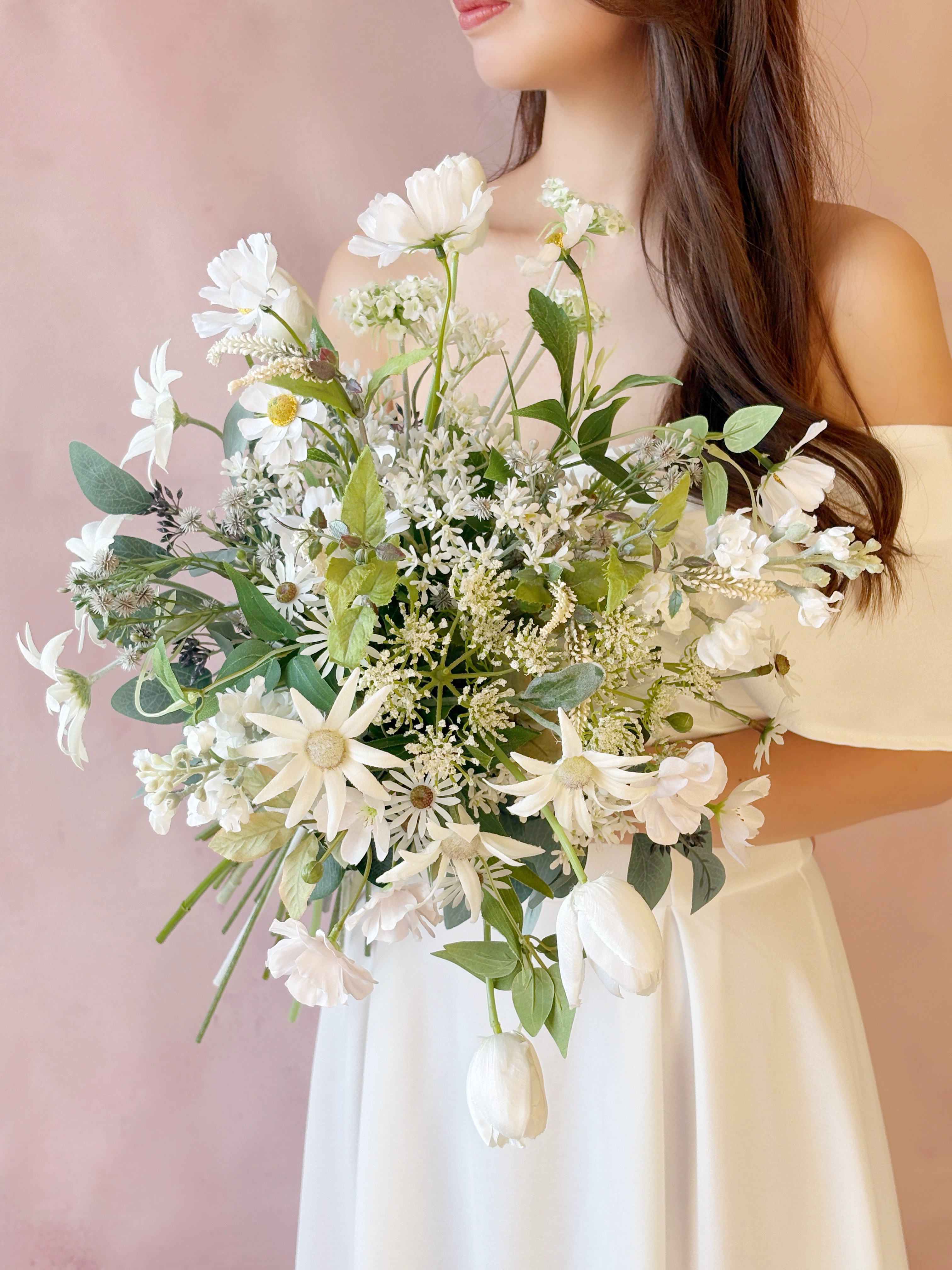 チューリップとディジーのホワイトナチュラルブーケ/ 春夏 結婚式/ 前撮り /アーティフィシャルフラワー 16,060円