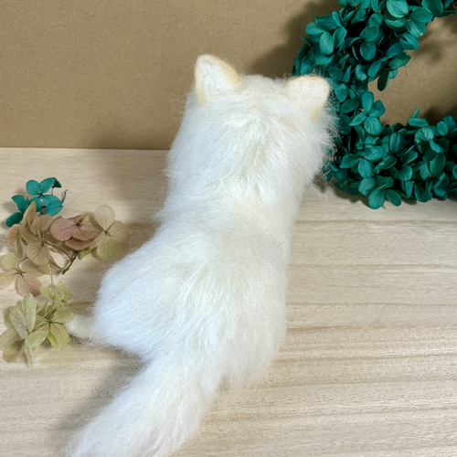 羊毛フェルト　にこにこリラックスチワワちゃん　クリーム系　送料無料 羊毛フェルト にこにこチワワちゃん クリーム系｜Yahoo!フリマ